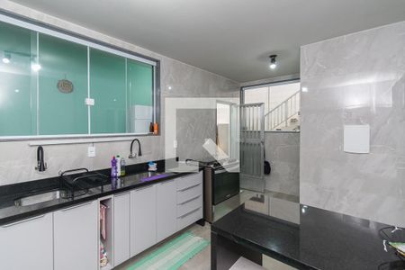 Casa à venda com 390m², 3 quartos e 4 vagasCozinha