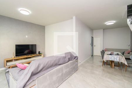 Sala de casa à venda com 3 quartos, 390m² em Penha, Rio de Janeiro