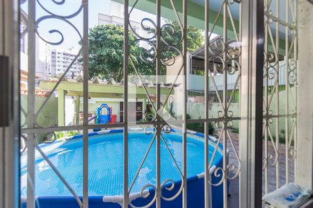 Vista da Sala de casa à venda com 3 quartos, 390m² em Penha, Rio de Janeiro