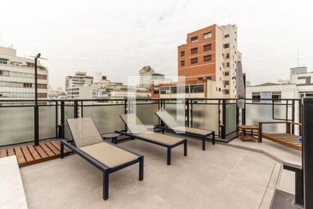 Apartamento para alugar com 240m², 1 quarto e 4 vagas Apartamento para alugar com 240m², 1 quarto e 4 vagasCobertura - Piscina