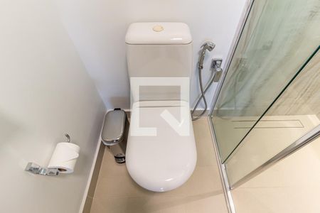 Apartamento para alugar com 240m², 1 quarto e 4 vagas Apartamento para alugar com 240m², 1 quarto e 4 vagasSuíte - Banheiro 2