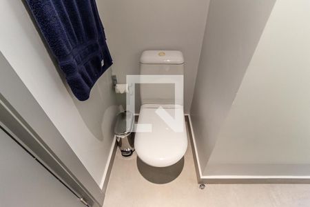 Apartamento para alugar com 240m², 1 quarto e 4 vagas Apartamento para alugar com 240m², 1 quarto e 4 vagasCobertura - Banheiro