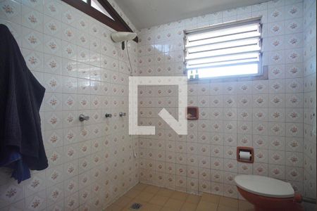 Casa à venda com 800m², 4 quartos e 5 vagasBanheiro da Suíte 3