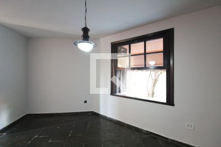 Casa à venda com 315m², 5 quartos e 3 vagasSala de Jantar