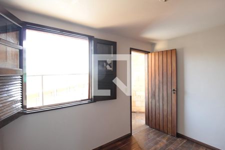 Casa à venda com 315m², 5 quartos e 3 vagasQuarto 1