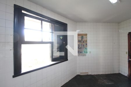 Casa à venda com 315m², 5 quartos e 3 vagasCozinha