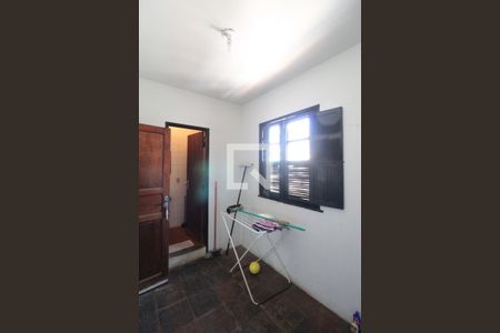 Casa à venda com 315m², 5 quartos e 3 vagasQuarto de Serviço