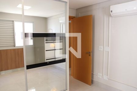 Apartamento para alugar com 77m², 2 quartos e 1 vagaSuíte