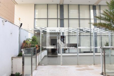 Apartamento para alugar com 77m², 2 quartos e 1 vagaFachada