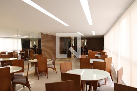 Apartamento para alugar com 77m², 2 quartos e 1 vagaÁrea comum