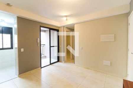 Apartamento para alugar com 40m², 2 quartos e 1 vaga Apartamento para alugar com 40m², 2 quartos e 1 vagaSala/Cozinha