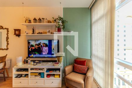 Sala de apartamento à venda com 2 quartos, 80m² em Bela Vista, São Paulo