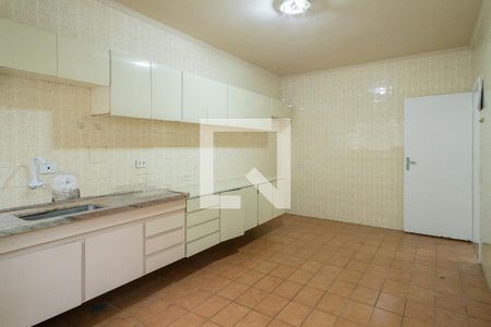 Casa para alugar com 120m², 2 quartos e 2 vagas Casa para alugar com 120m², 2 quartos e 2 vagasCozinha
