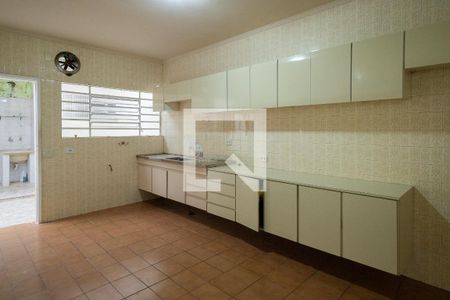 Casa para alugar com 120m², 2 quartos e 2 vagas Casa para alugar com 120m², 2 quartos e 2 vagasCozinha