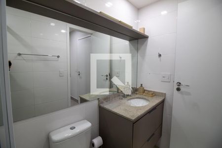 Banheiro da Suíte de apartamento para alugar com 1 quarto, 42m² em Campo Belo, São Paulo