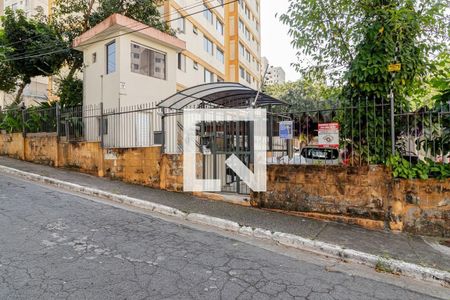 Apartamento para alugar com 60m², 2 quartos e 1 vaga Apartamento para alugar com 60m², 2 quartos e 1 vagaFachada