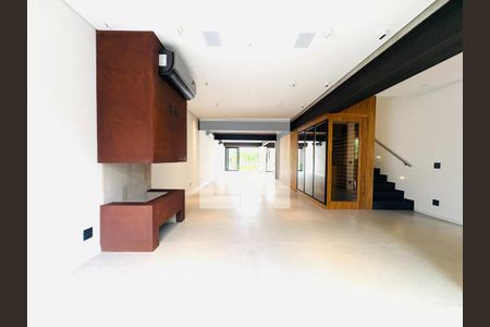 Casa à venda com 4 quartos, 460m² em Jardim Paulista, São Paulo