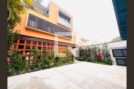 Casa à venda com 460m², 4 quartos e 4 vagas