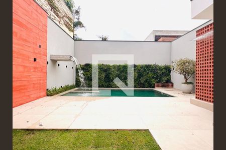 Casa à venda com 460m², 4 quartos e 4 vagas