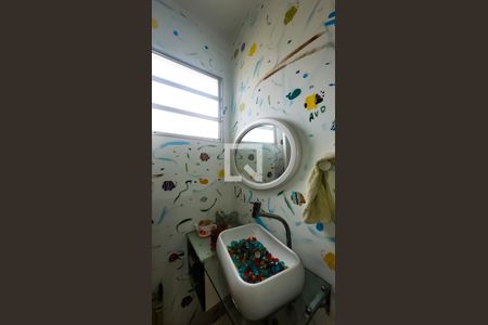 Apartamento à venda com 108m², 2 quartos e 2 vagas Apartamento à venda com 108m², 2 quartos e 2 vagasBanheiro da Corbertura