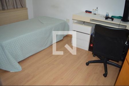 Casa de condomínio à venda com 160m², 3 quartos e 4 vagasQuarto 3