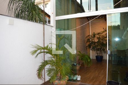 Casa de condomínio à venda com 160m², 3 quartos e 4 vagasÁrea gourmet