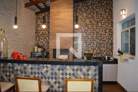 Casa de condomínio à venda com 160m², 3 quartos e 4 vagasÁrea gourmet