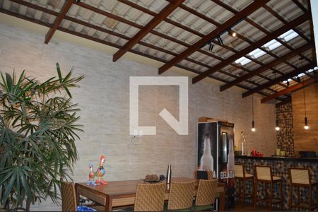 Casa de condomínio à venda com 160m², 3 quartos e 4 vagasÁrea gourmet