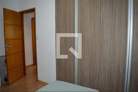 Casa de condomínio à venda com 160m², 3 quartos e 4 vagasQuarto 3