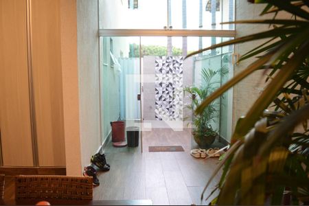 Casa de condomínio à venda com 160m², 3 quartos e 4 vagasÁrea gourmet