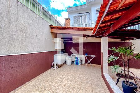 Casa à venda com 70m², 2 quartos e 2 vagasÁrea externa
