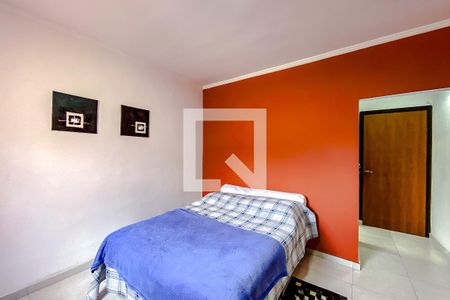 Casa à venda com 70m², 2 quartos e 2 vagasQuarto 2 - Suíte