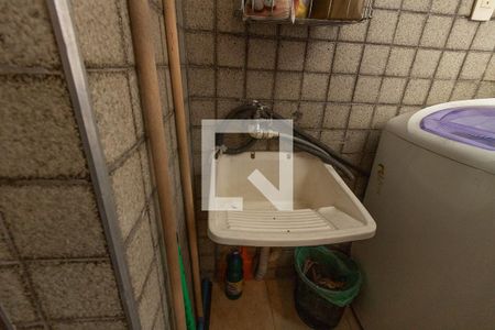 Apartamento à venda com 79m², 3 quartos e 1 vagaÁrea de Serviço