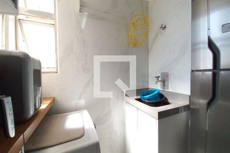 Apartamento à venda com 70m², 2 quartos e 1 vagaÁrea de Serviço