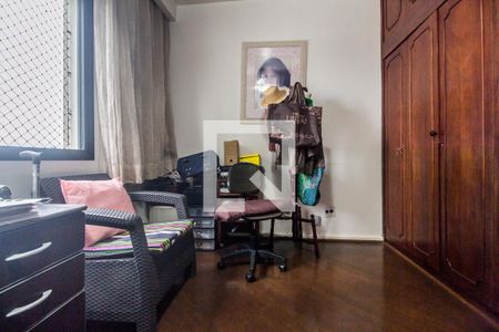 Apartamento à venda com 154m², 3 quartos e 2 vagasQuarto 2