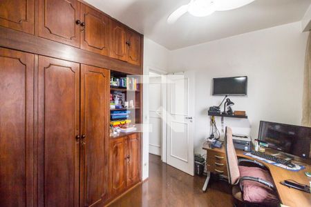 Apartamento à venda com 154m², 3 quartos e 2 vagasQuarto 2