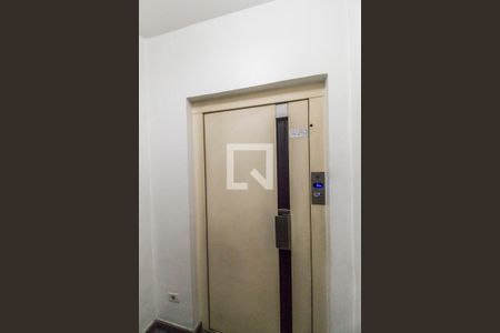 Apartamento à venda com 154m², 3 quartos e 2 vagasHall social