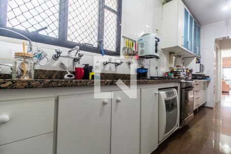 Apartamento à venda com 154m², 3 quartos e 2 vagasCozinha