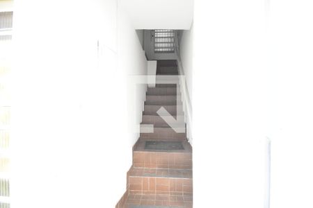 Casa à venda com 430m², 8 quartos e 5 vagasEscada