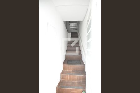 Casa à venda com 430m², 8 quartos e 5 vagasEscada