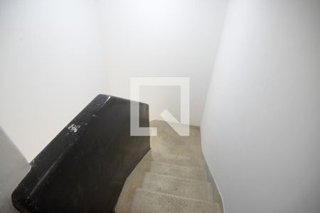 Casa à venda com 430m², 8 quartos e 5 vagasEscada