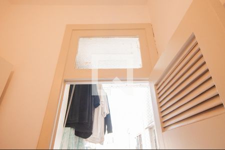 Apartamento à venda com 100m², 2 quartos e 1 vaga Apartamento à venda com 100m², 2 quartos e 1 vagaQuarto de Serviço