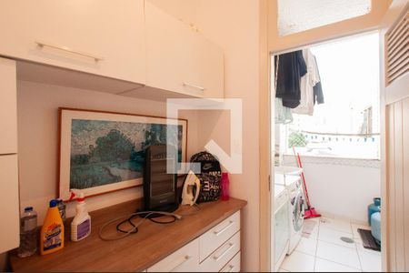 Apartamento à venda com 100m², 2 quartos e 1 vaga Apartamento à venda com 100m², 2 quartos e 1 vagaQuarto de Serviço