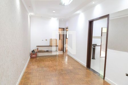 Casa à venda com 180m², 3 quartos e 2 vagasSala