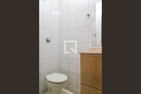 Casa à venda com 180m², 3 quartos e 2 vagasBanheiro Social