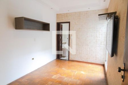 Casa à venda com 180m², 3 quartos e 2 vagasQuarto 1 Suíte