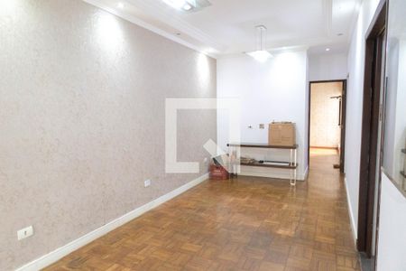 Casa à venda com 180m², 3 quartos e 2 vagasSala