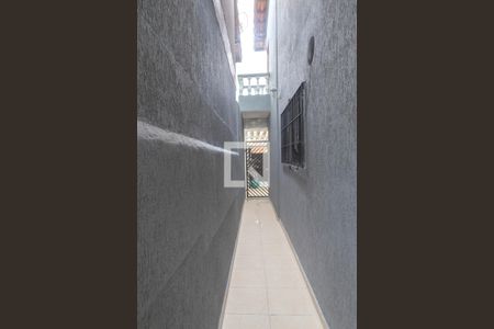 Casa à venda com 180m², 3 quartos e 2 vagasCorredor Externo