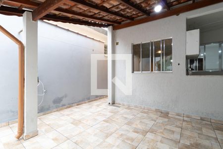 Casa para alugar com 90m², 3 quartos e 1 vagaQuintal
