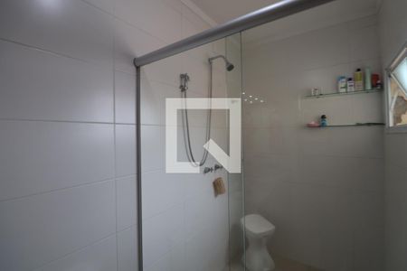Casa de condomínio à venda com 151m², 3 quartos e 2 vagasBanheiro da Suíte 2